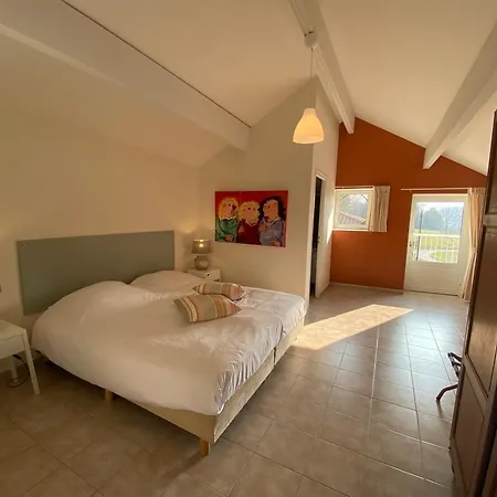 Combe Rouge Bed & Breakfast 3*